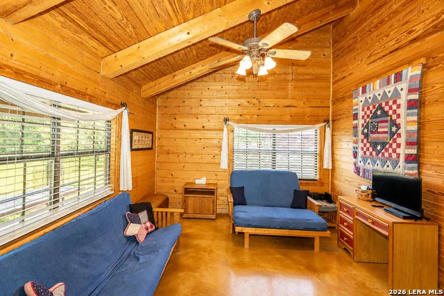 28 Private Road 3855 Utopia, TX 78884