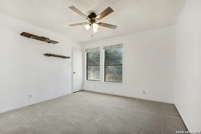 9415 Moonlit Glade Helotes, TX 78023
