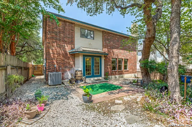 9415 Moonlit Glade Helotes, TX 78023
