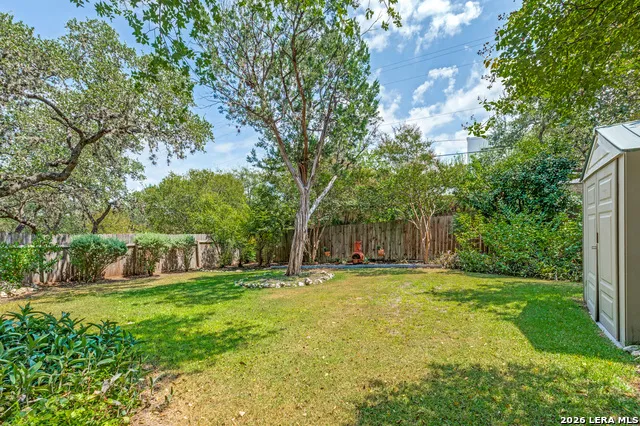 9415 Moonlit Glade Helotes, TX 78023