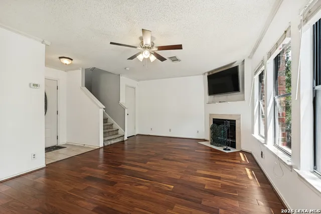 9415 Moonlit Glade Helotes, TX 78023