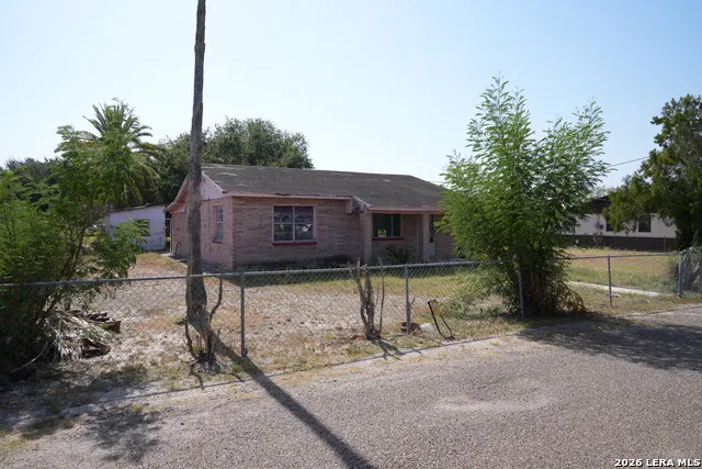 221 FRESNO ST Sullivan City, TX 78595