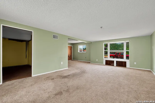430 Lanier San Antonio, TX 78221