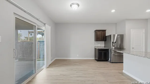4925 Hallies Garden St Hedwig, TX 78152