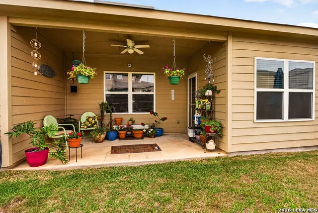 19932 DOC HOLIDAY DR Lytle, TX 78052