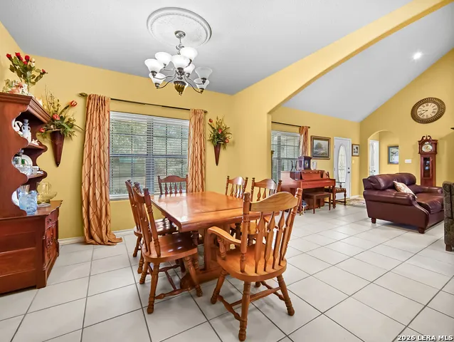1748 Fm 3424 Canyon Lake, TX 78133