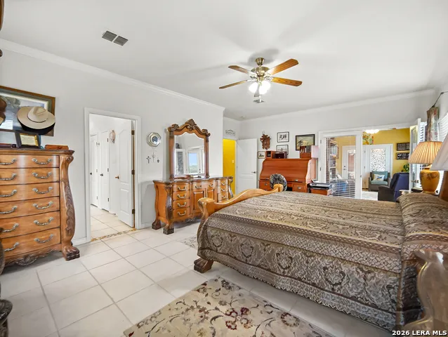 1748 Fm 3424 Canyon Lake, TX 78133