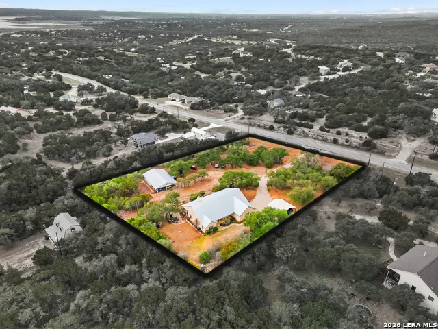 1748 Fm 3424 Canyon Lake, TX 78133