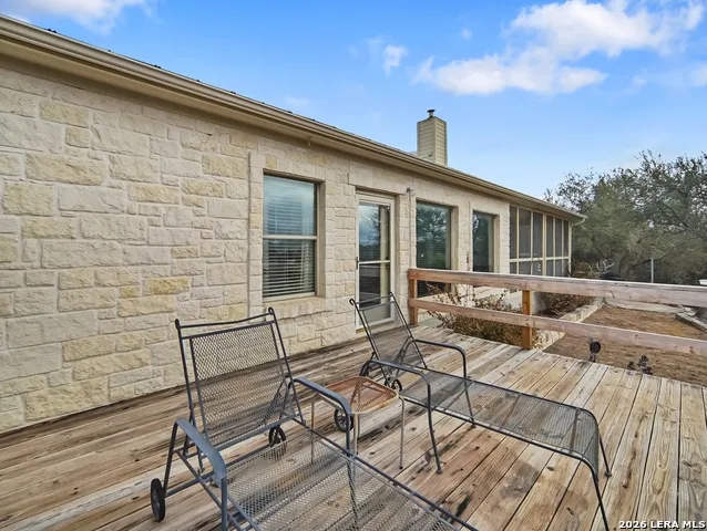 1748 Fm 3424 Canyon Lake, TX 78133