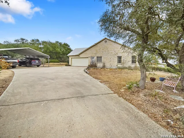1748 Fm 3424 Canyon Lake, TX 78133