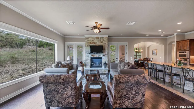 2171 Sierra Madre Canyon Lake, TX 78133
