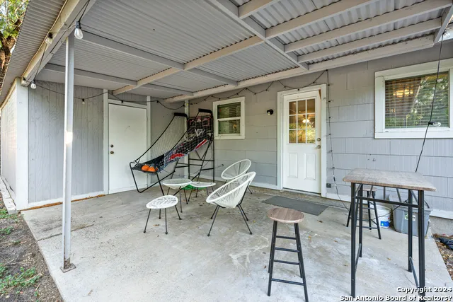 5802 Branch Valley St San Antonio, TX 78242