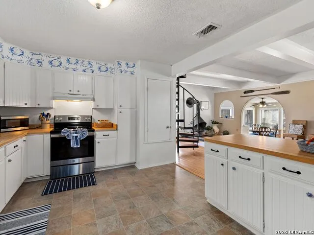 528 Rimrock Pass Canyon Lake, TX 78133