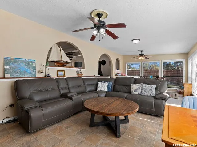 528 Rimrock Pass Canyon Lake, TX 78133