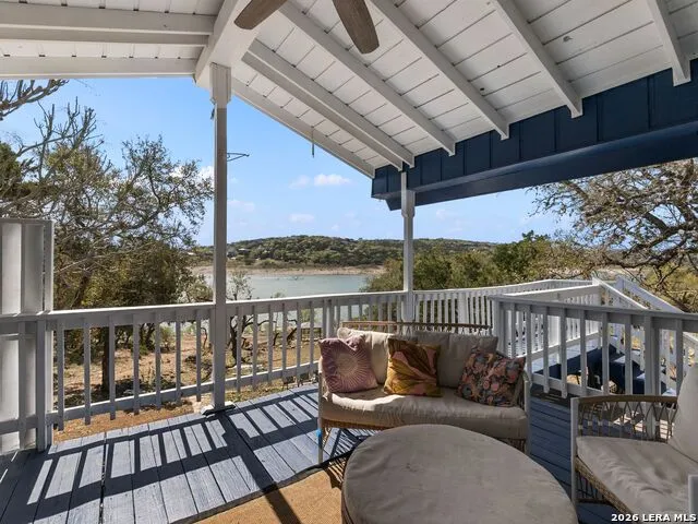 528 Rimrock Pass Canyon Lake, TX 78133