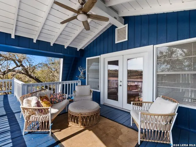 528 Rimrock Pass Canyon Lake, TX 78133