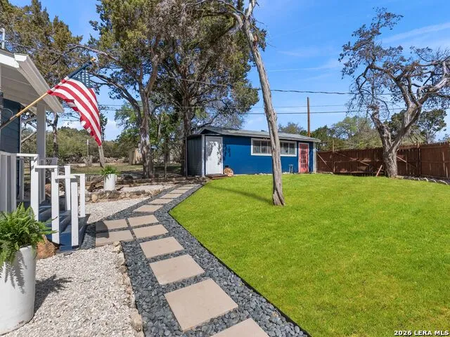 528 Rimrock Pass Canyon Lake, TX 78133