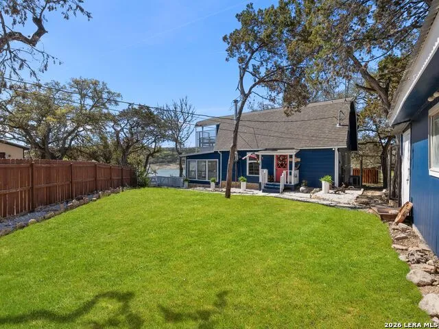 528 Rimrock Pass Canyon Lake, TX 78133