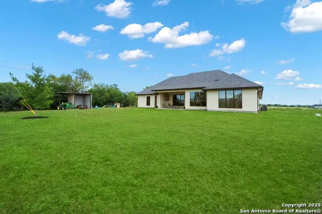 1212 Engler Dairy Seguin, TX 78155