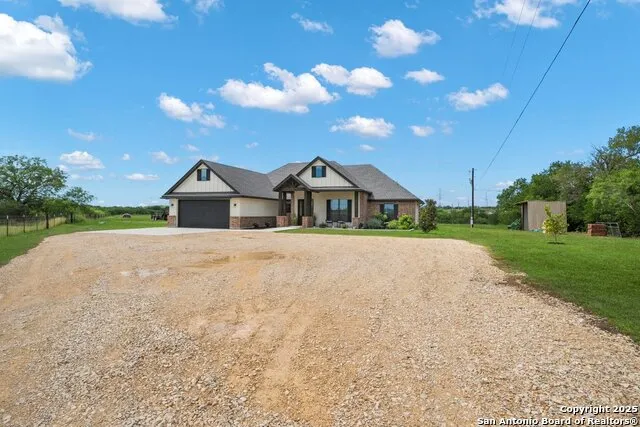 1212 Engler Dairy Seguin, TX 78155