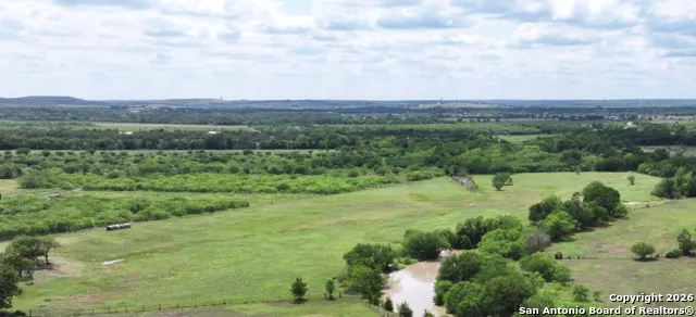 1212 Engler Dairy Seguin, TX 78155