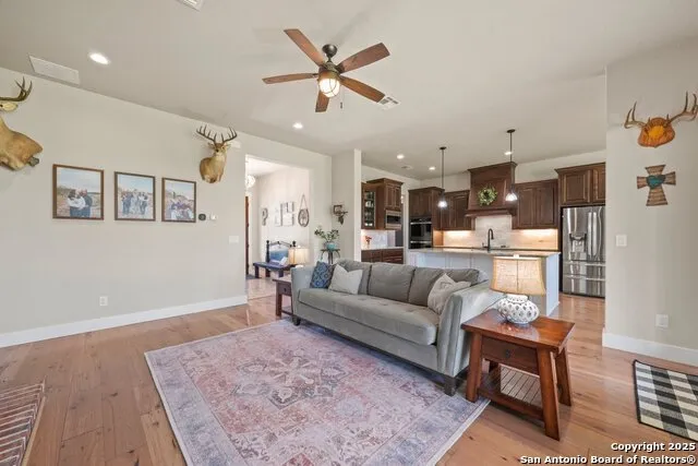 1212 Engler Dairy Seguin, TX 78155