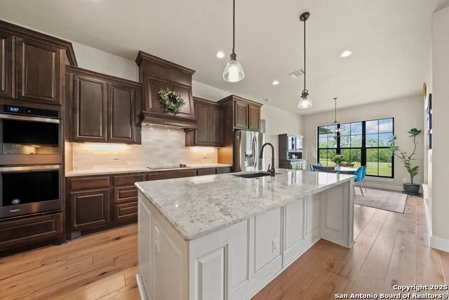 1212 Engler Dairy Seguin, TX 78155