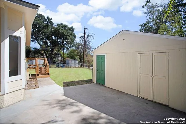250 Rosemont Dr San Antonio, TX 78228