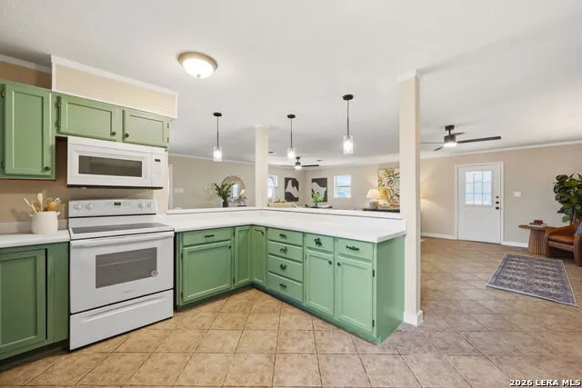 208 S State Highway 16 Jourdanton, TX 78026