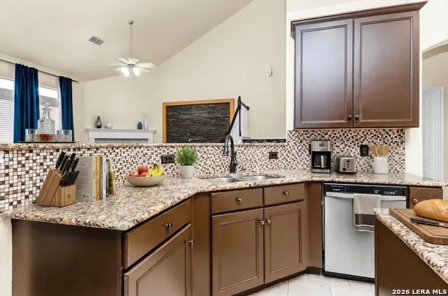 21531 La Pena San Antonio, TX 78258