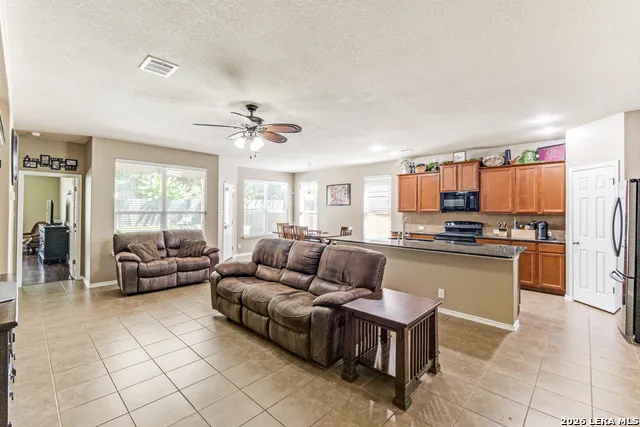 829 Marbella Cibolo, TX 78108