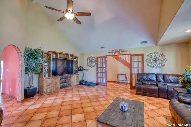436 MELODY LN Uvalde, TX 78801