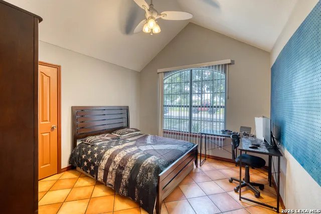 436 MELODY LN Uvalde, TX 78801