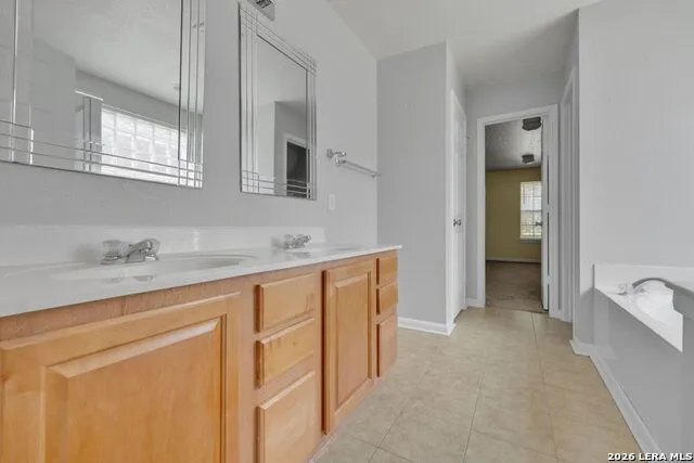 20923 Cape Coral San Antonio, TX 78259