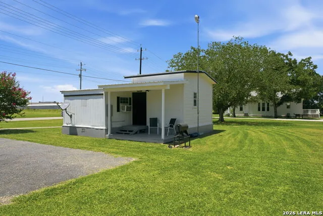 1500 FLEMING DR Seguin, TX 78155