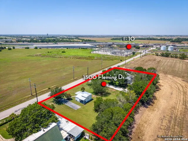1500 FLEMING DR Seguin, TX 78155