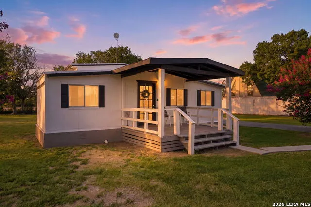 1500 FLEMING DR Seguin, TX 78155