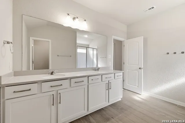 2118 Gabby Cole Ln San Antonio, TX 78253