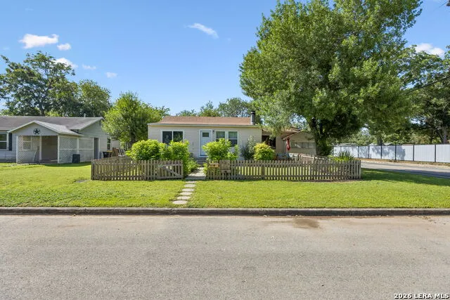 600 Winburn Ave Schertz, TX 78154