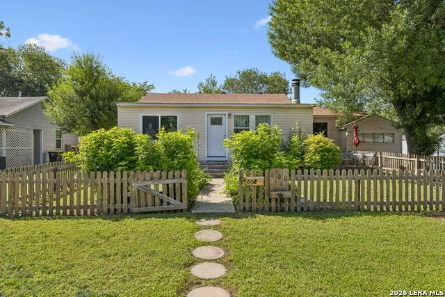 600 Winburn Ave Schertz, TX 78154