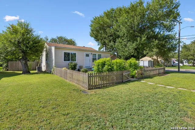 600 Winburn Ave Schertz, TX 78154