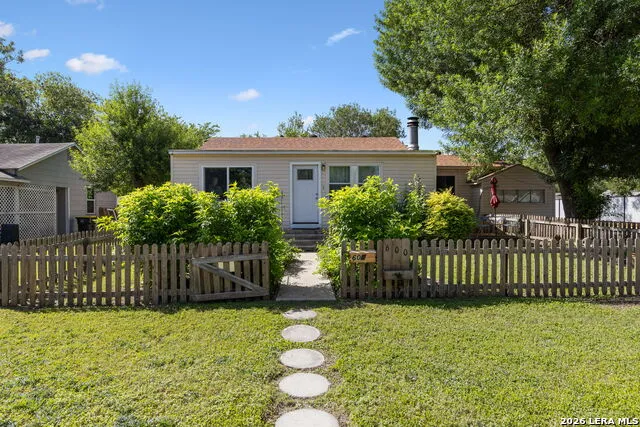 600 Winburn Ave Schertz, TX 78154