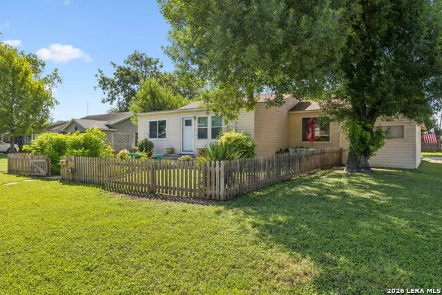 600 Winburn Ave Schertz, TX 78154