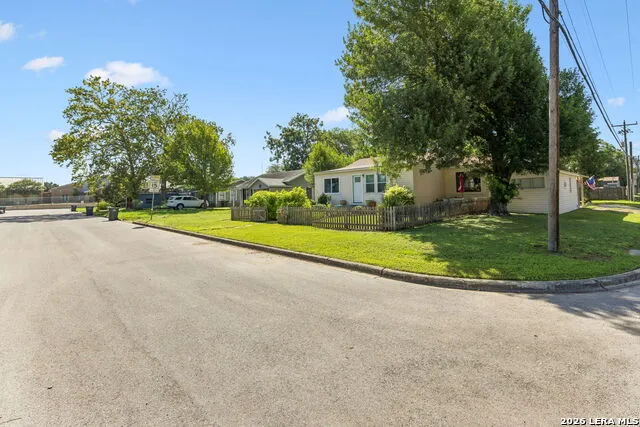 600 Winburn Ave Schertz, TX 78154