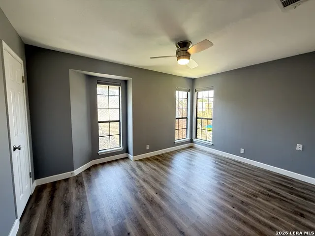 8 CHAPEL HILL CIR #BLDDG M UNIT #8 San Antonio, TX 78240