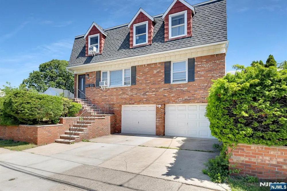 31 Marginal Road Rutherford, NJ 07070