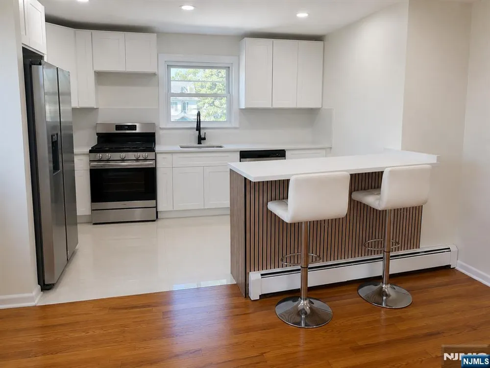 31 Marginal Road Rutherford, NJ 07070