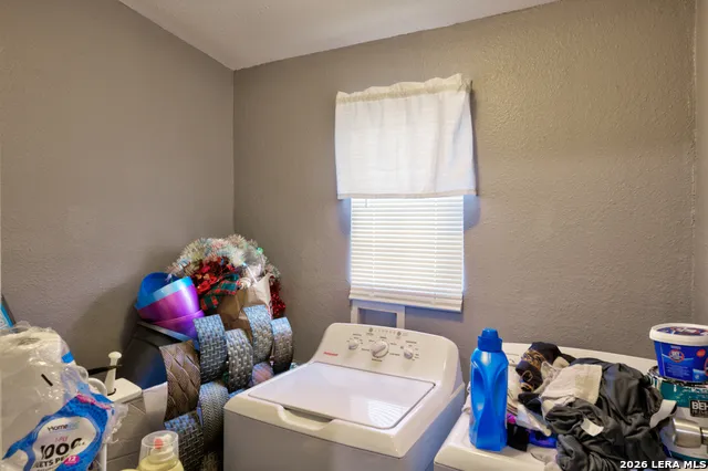 502 -504 Shannon Ave. Seguin, TX 78155