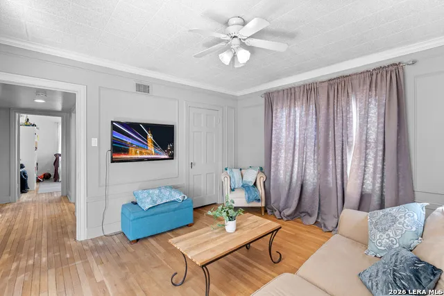 608 E Mulberry San Antonio, TX 78212