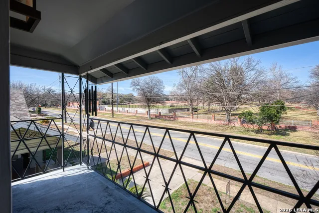 608 E Mulberry San Antonio, TX 78212